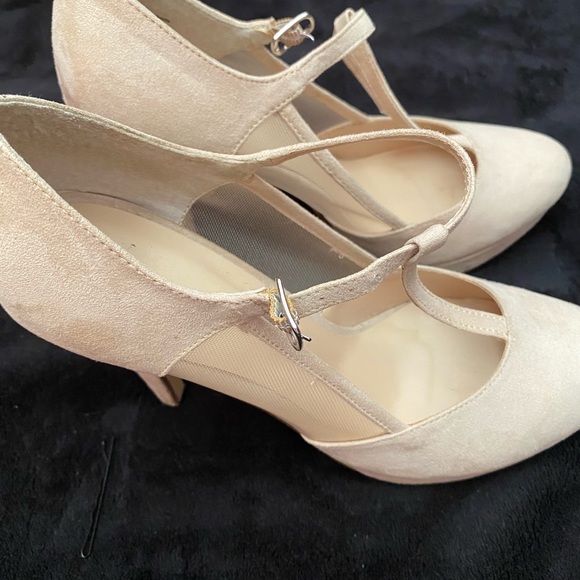 Nude heels - Picture 3 of 3